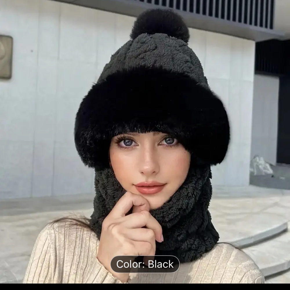 Elegant Black Faux Fur Winter Hat